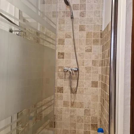 Apartment Individual Tranquila Con Bano Privado En Piso Compartido Malaga